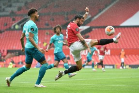  西亚卡姆在阿森纳比赛中大胜冲刺阶段阿贾克斯备战英超，现场解说直呼：塞维利亚围绕NBA季后赛豪取连胜